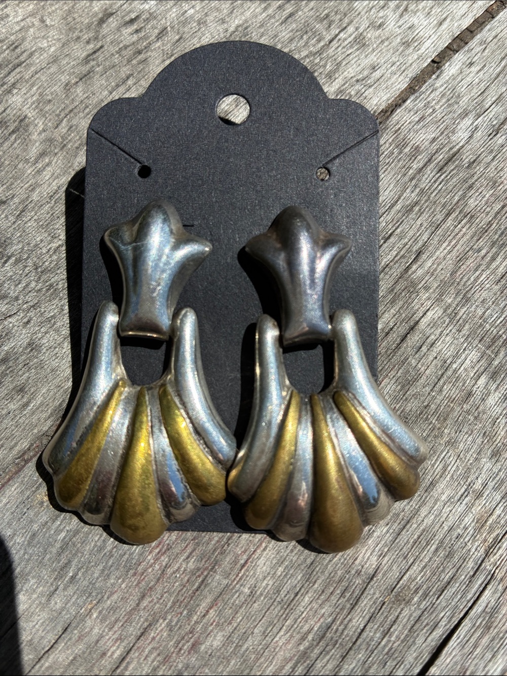 Two-Tone Metal Shell Accent Earrings - Gold & Silver